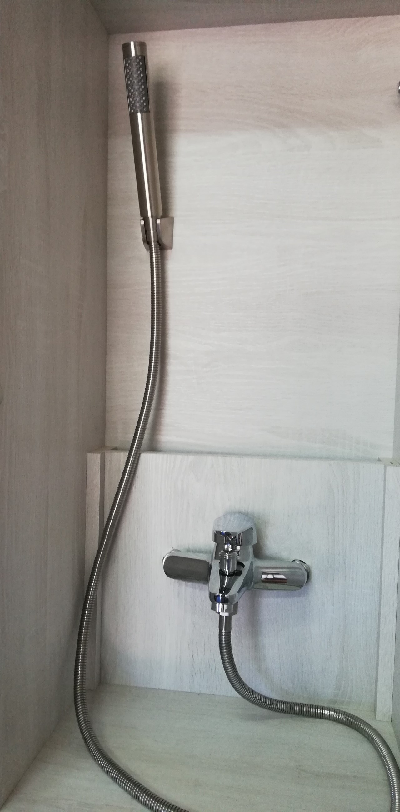 DK2410 電鍍沐浴龍頭 